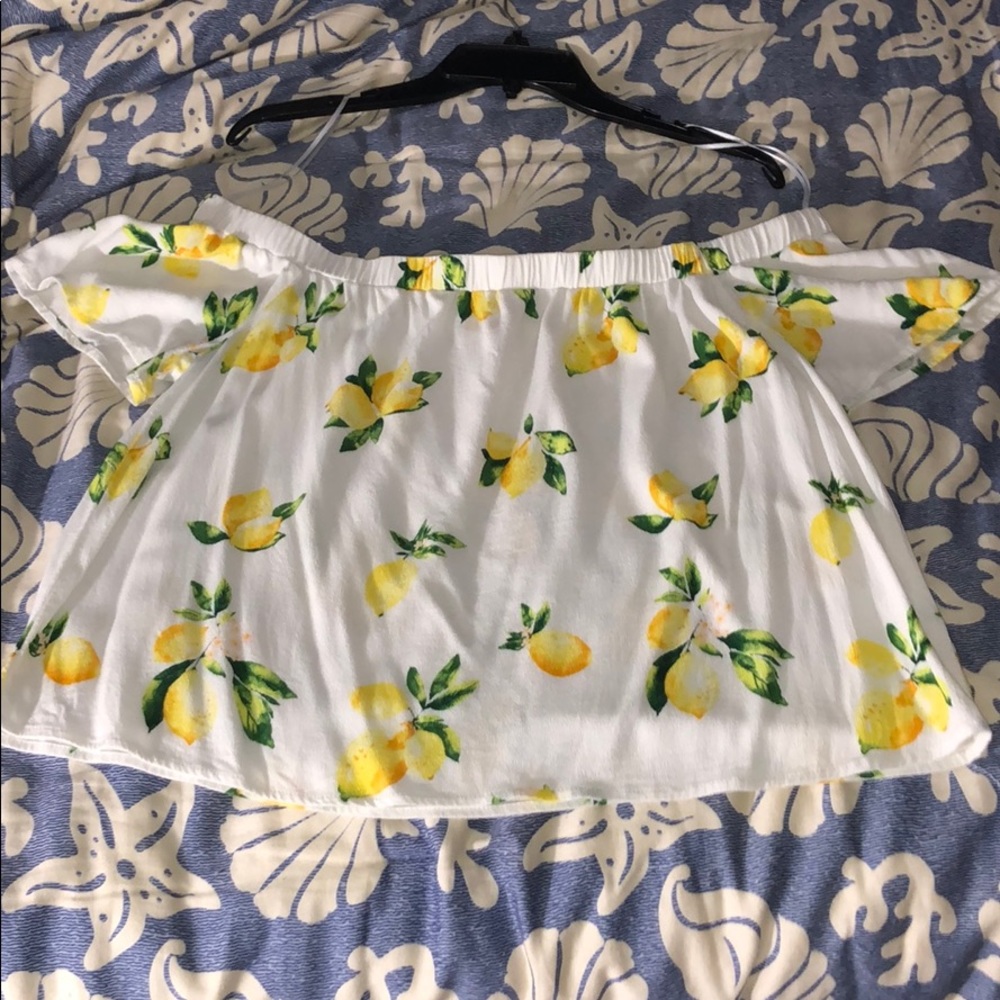 Lemon Off The Shoulder Top Sz. L